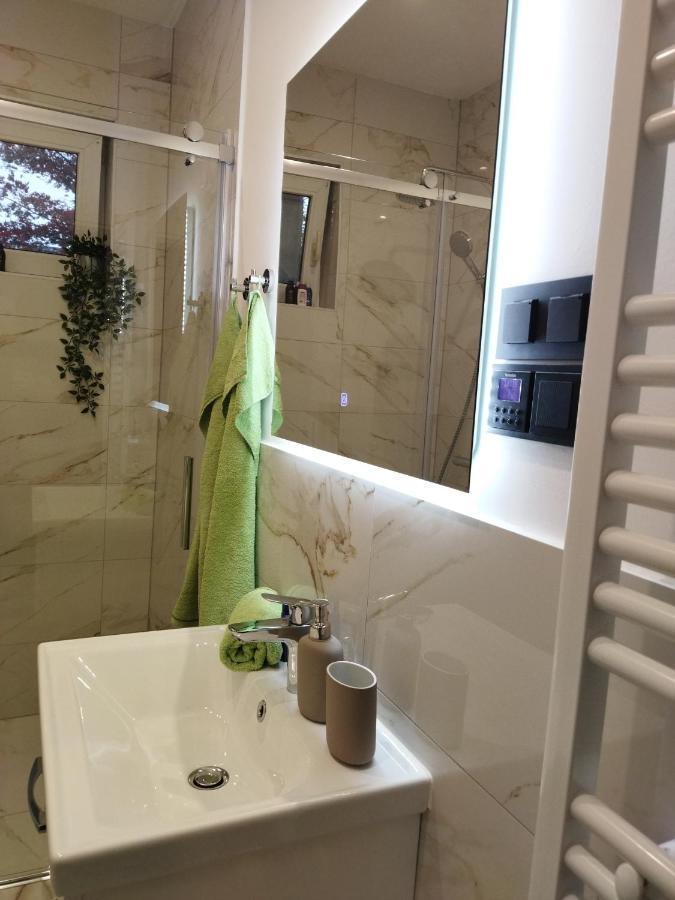 Apartman Na Jezeru Zagreb Exterior foto